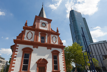 Unterkunft bei Offenbach Kirche und City Tower
